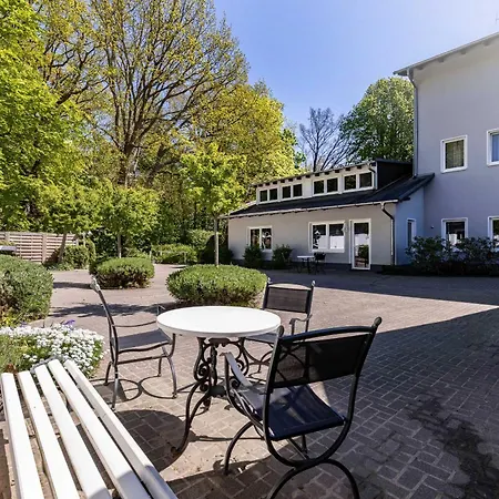 Haus Am Hoevt - 17 Goehren (Ruegen)